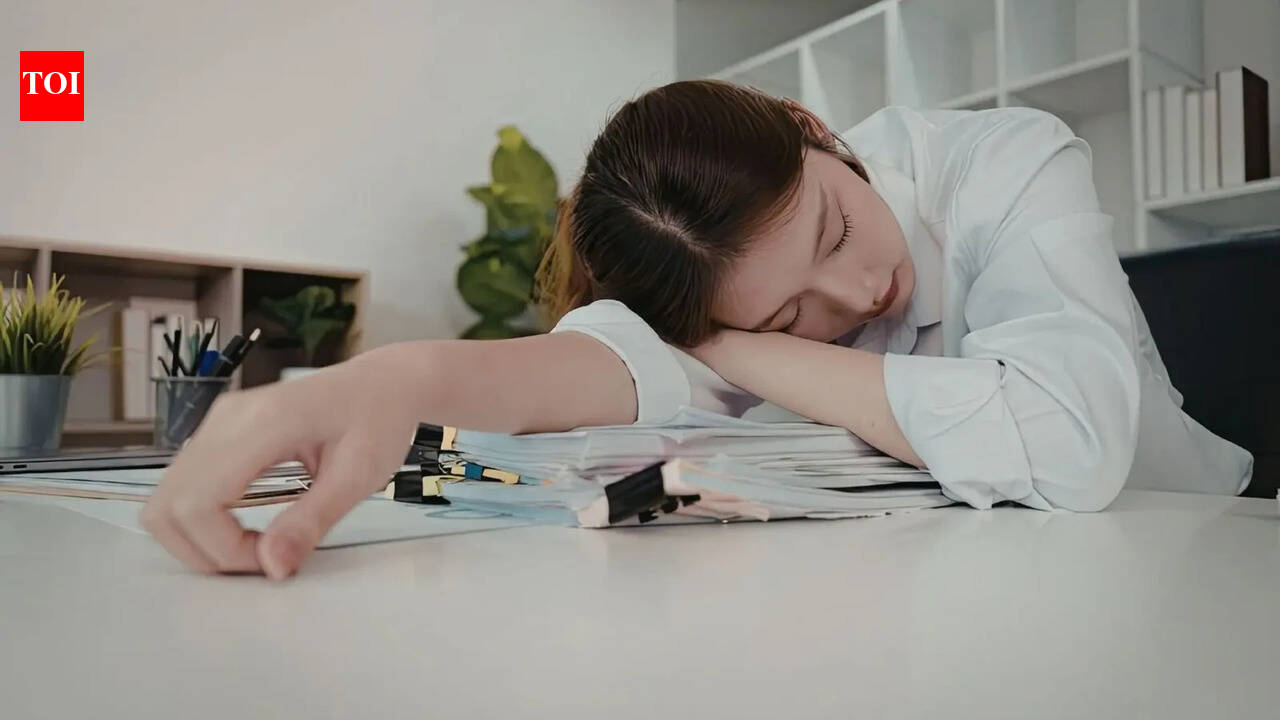 Always tired even after full sleep? Doctor says it may be your cells’ energy system: Here’s how to fix it naturally