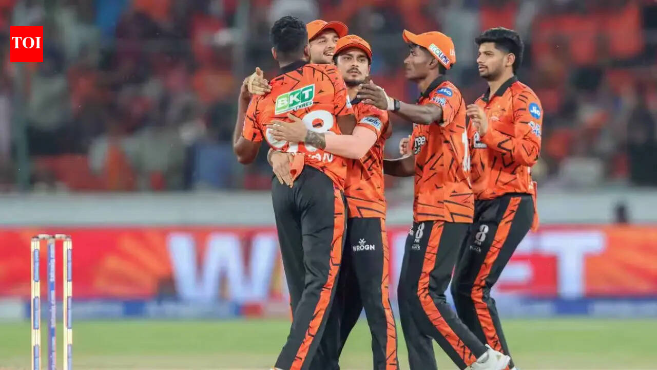 IPL Live Score: Sakib dismisses KL Rahul to dent DC's flow in 243 chase