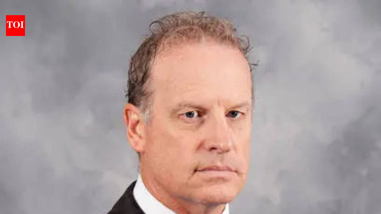 Toronto Maple Leafs speed up NHL general manager search as Scott White of Dallas Stars emerges leading finalist