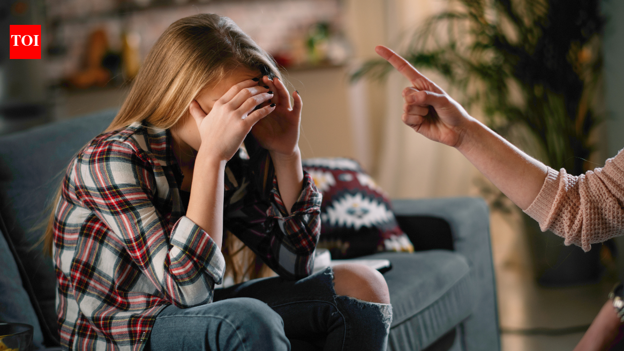 Do you unconsciously ‘insult’ your child? 5 mistakes that can ruin their mental health