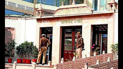 PIL questions provisions of transgender amendment law, HC issues notice to Centre