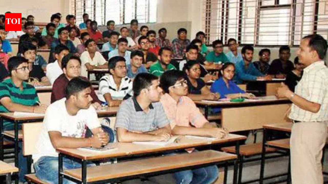 Lecturers face salary delays, blame HIMS compliance