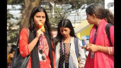 IMD issues yellow alert as mercury crosses 40°C