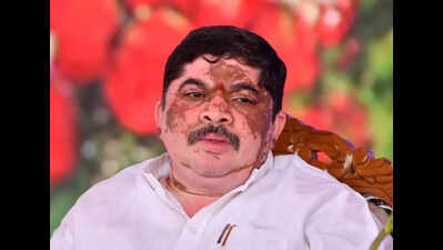 Rein in leaders making anti-bifurcation remarks, Ponnam urges Naidu