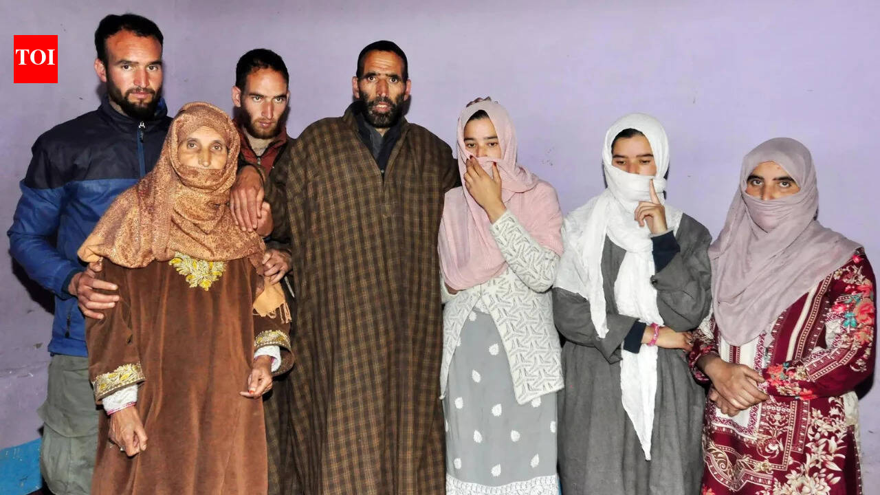 Day before Pahalgam attack anniv, Shinde hands over new house to ponywallah’s family