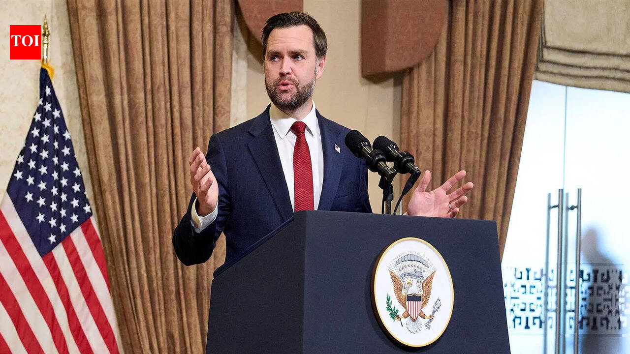 Vance trip to Pak put on hold after Tehran snubs US terms