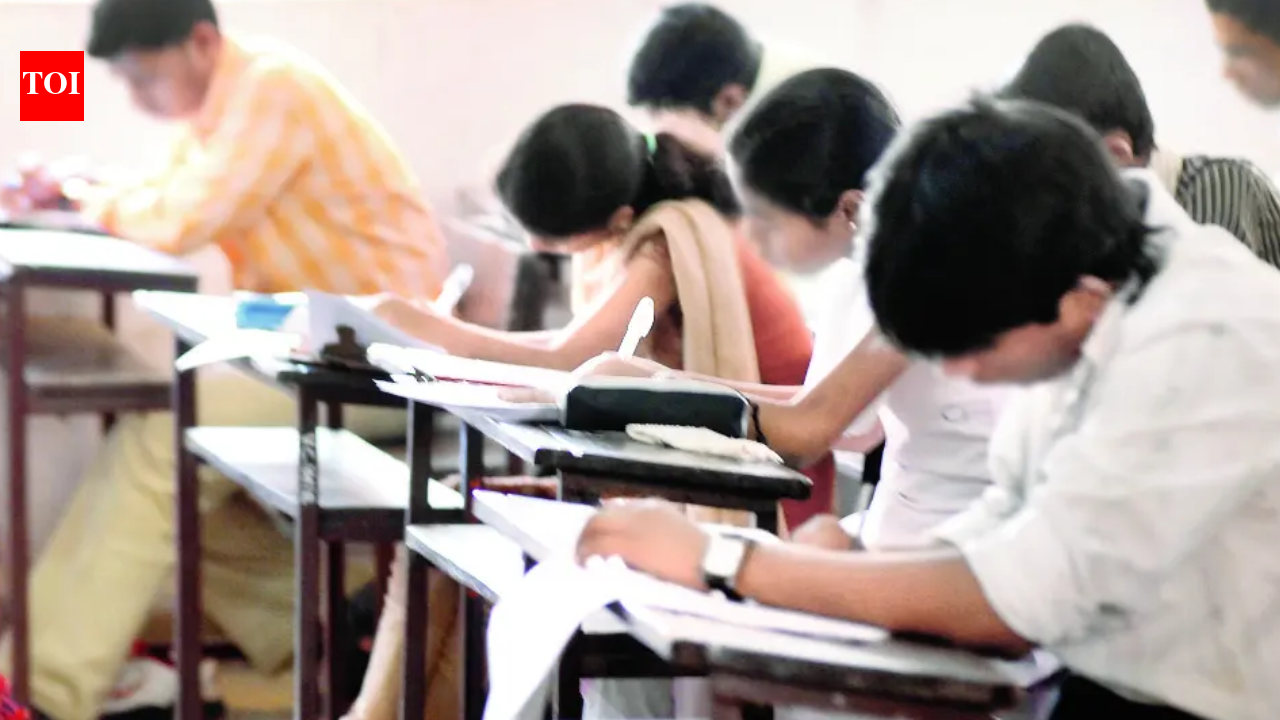 Making it to JEE (Advanced) is tougher than ever; general cut-off at record 93.4 percentile