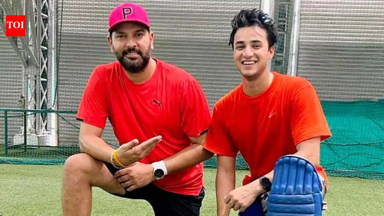 'Let bat do the work': Yuvraj Singh’s special message to protege Abhishek Sharma