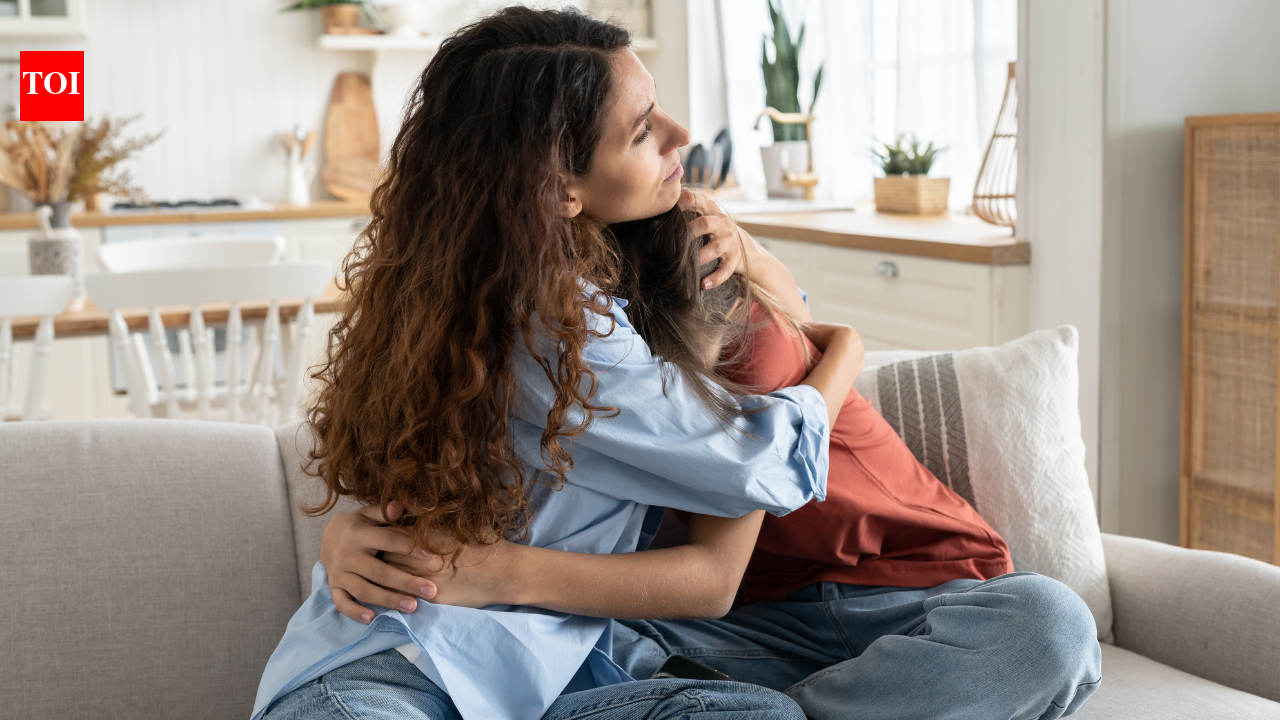 ​5 silent ways children ask for attention