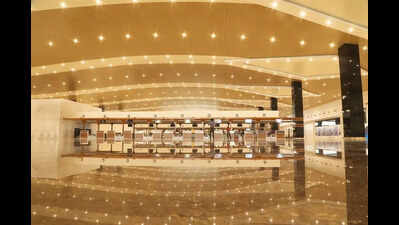 Kochi customs calls for stricter enforcement of Kerala liquor possession laws at airport