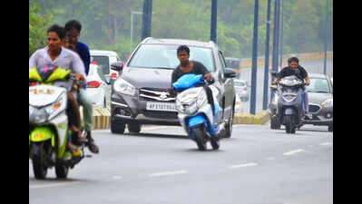 Helmet violations accounts 60% of total traffic offences in Vizag