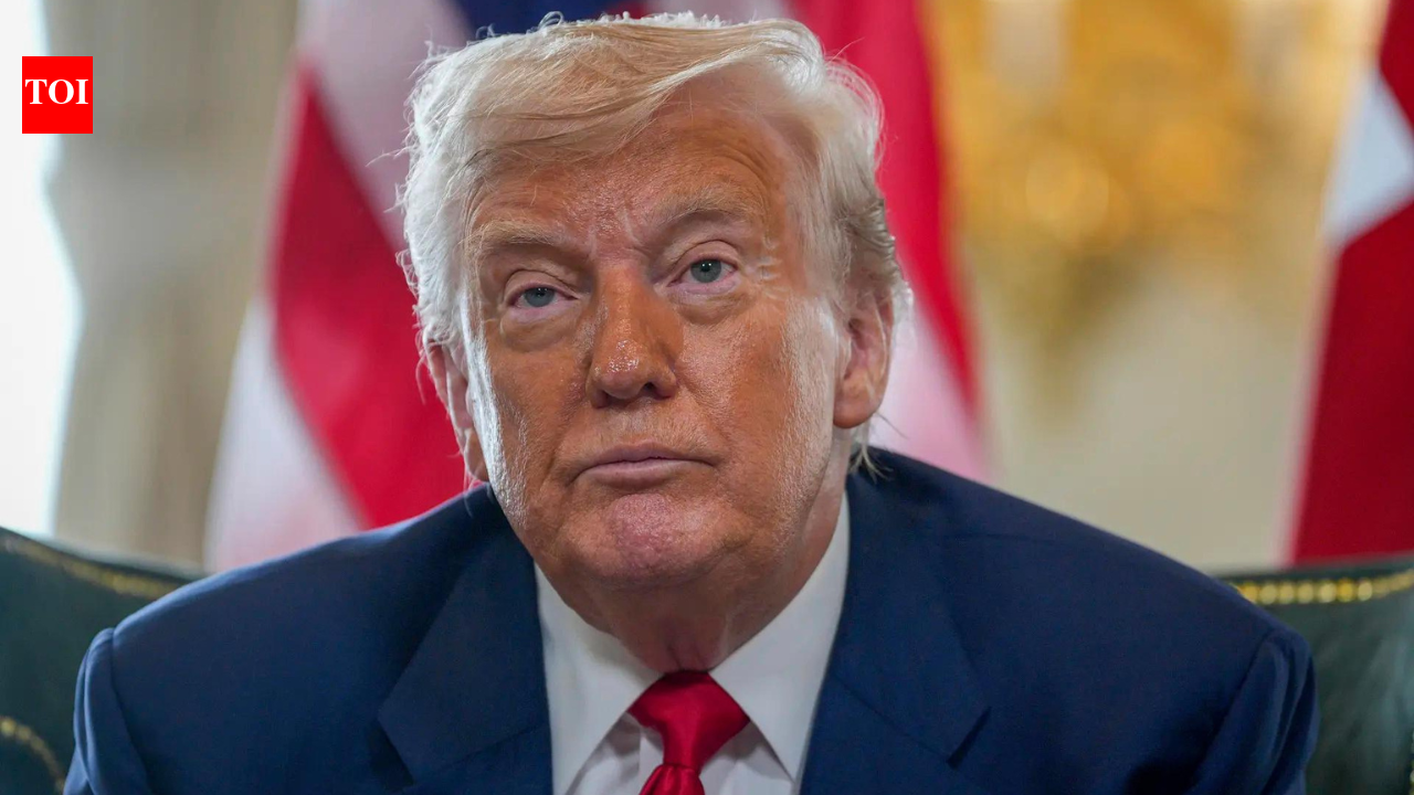 On Iran, Trump talks tough, then takes timeout