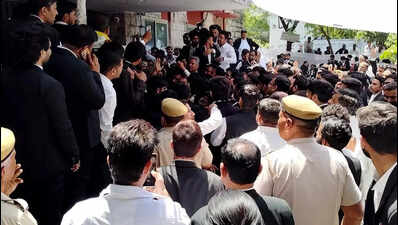 Bar Council polls hit by chaos, voting canceled at four Raj centers