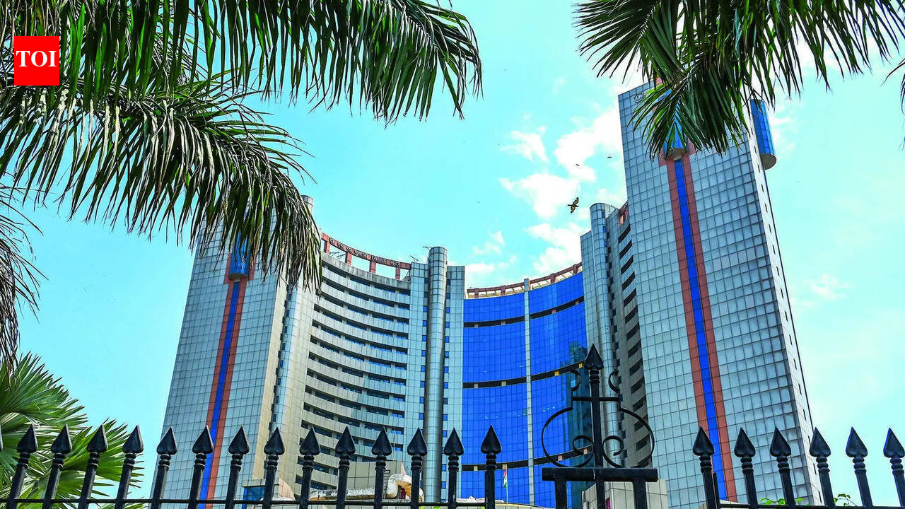 AAP to stay off mayor election again, BJP mulls over names