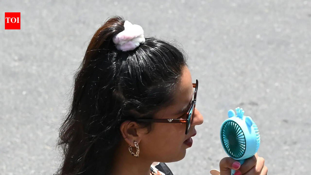 Warm spell grips Uttarakhand as mercury edges above normal