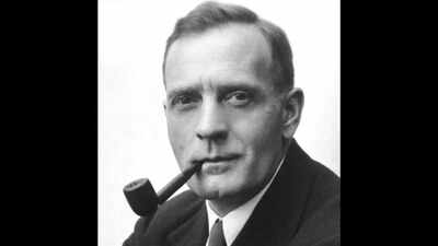 Quote of the day by Edwin Powell Hubble: “With increasing distance, our knowledge fades, and fades rapidly. Eventually, we reach the dim boundary—the utmost limits of our telescopes. There, we measure shadows, and we search among ghostly errors of measurement for landmarks that are scarcely more substantial. The search will continue. Not until the empirical resources are exhausted, need we pass on to the dreamy realms of speculation.”