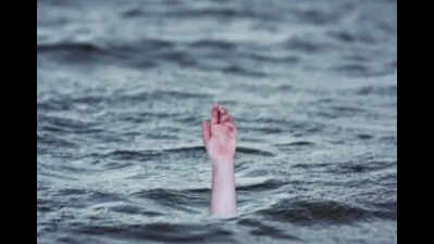 Two drown in Saran tragedy