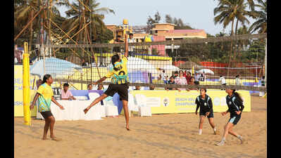 Goa girls dig deep for place in semifinals, boys have it easy