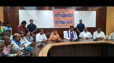 SP, Cong to pay a heavy price in upcoming polls: Maurya