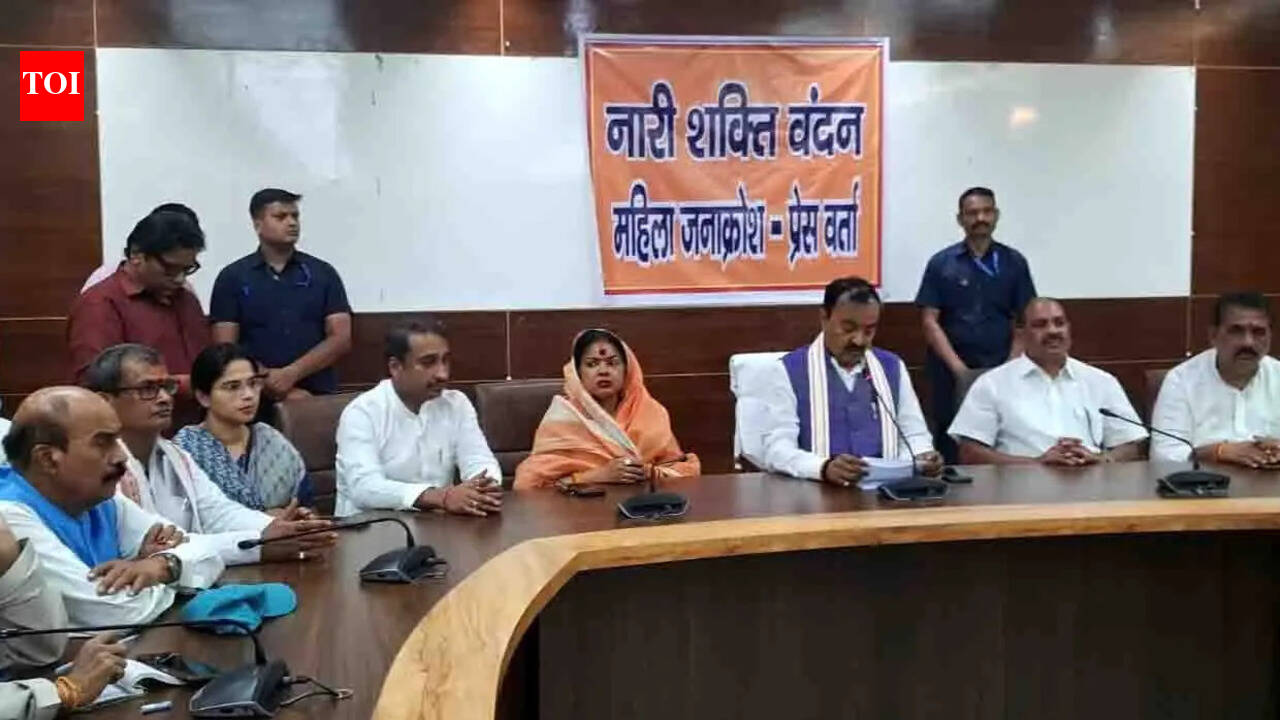 SP, Cong to pay a heavy price in upcoming polls: Maurya