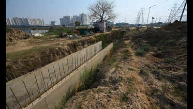 Contractor fined Rs 5cr as NH-8 drainage project crawls