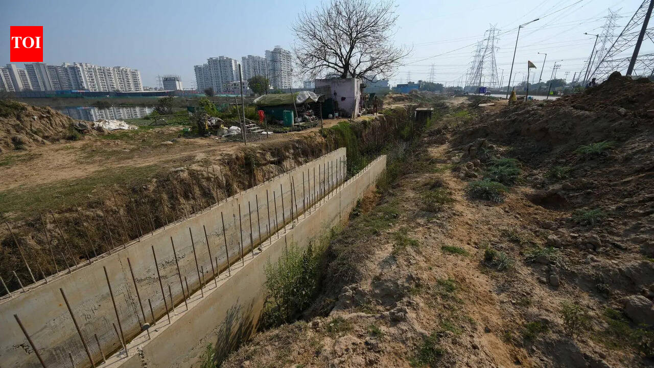 Contractor fined Rs 5cr as NH-8 drainage project crawls