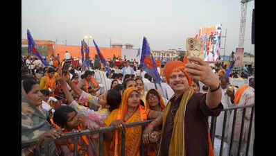 ‘Dharm Utsav’ draws 15,000 devotees in Sarojini Nagar