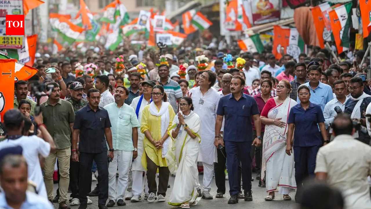 ‘Bodol noy, bodla chai’: Didi flips 2011 election slogan | India News – The Times of India