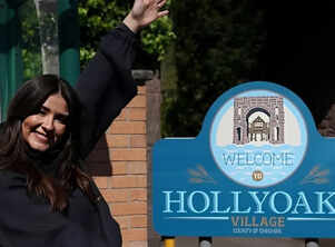 &lsquo;Coronation Street&rsquo; actress Brooke Vincent joins &lsquo;Hollyoaks&rsquo;; says the new show has 'powerful storyline'