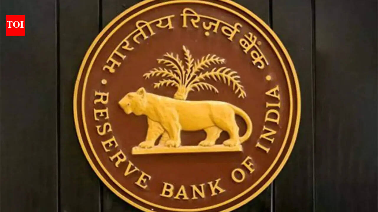 Supply side disruptions pose growth, price risks: RBI MPC