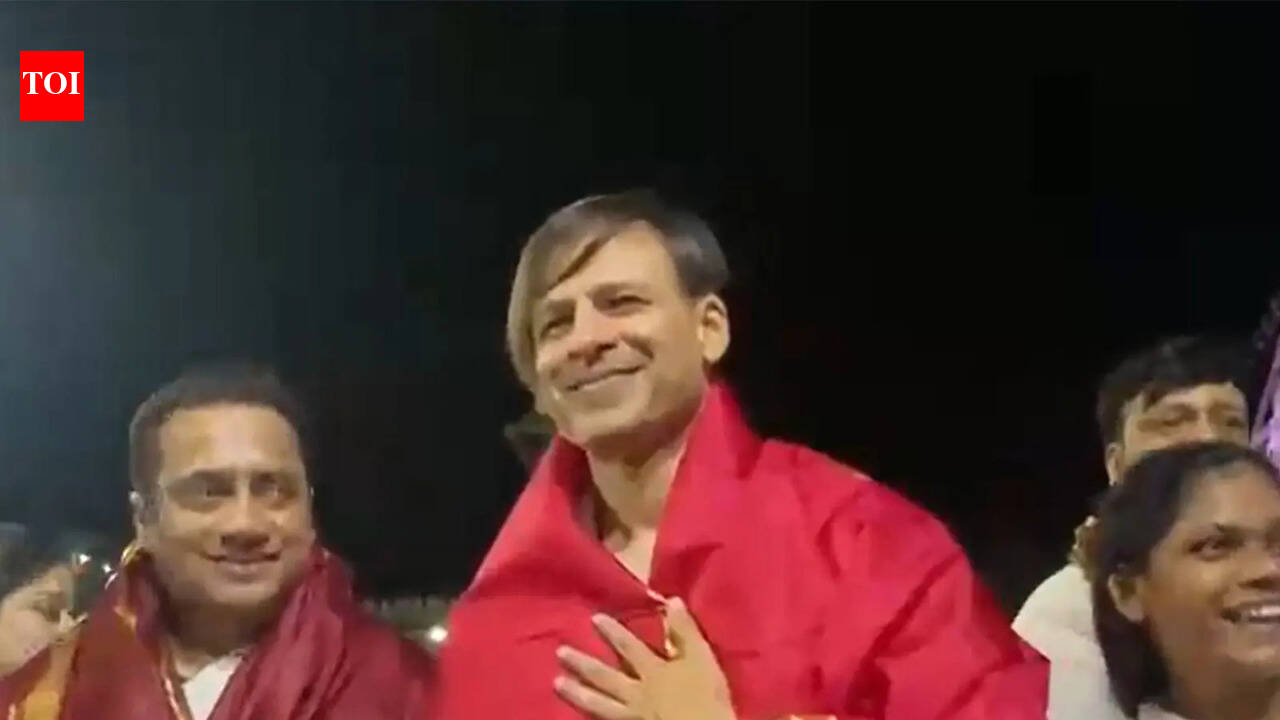 Vivek Oberoi Shamita Shetty Tirumala visit; Actors offer prayers at Sri Venkateswara Swamy Temple