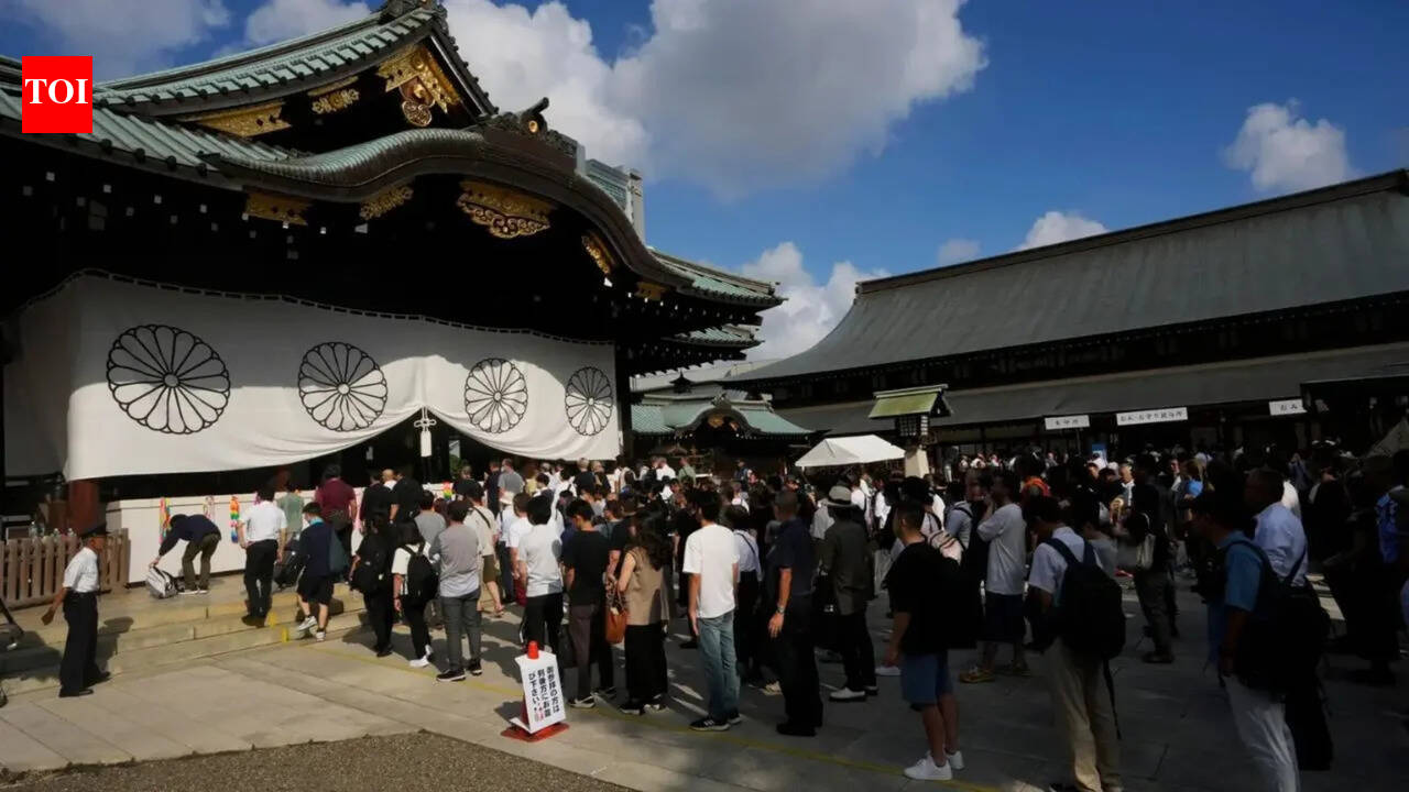 Japanese police arrest a South Korean for allegedly obstructing Yasukuni Shrine festival