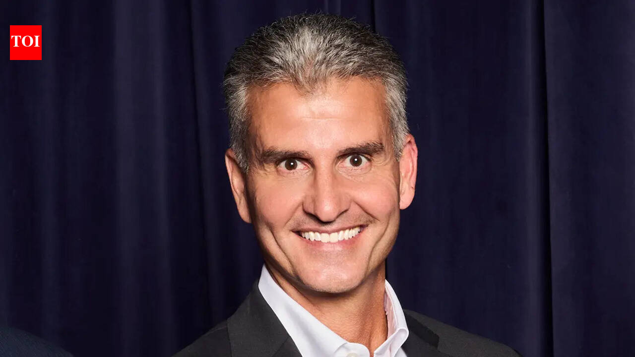 Disney employees are using the AI dashboard that Meta employees had to shutdown after it appeared publicly