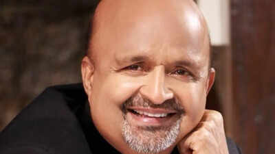 Sameer Anjaan slams recreation of Nora Fatehi starrer 'Dilbar': 'Kisi faltu writer ko bulaake do naye lines likhwa diya