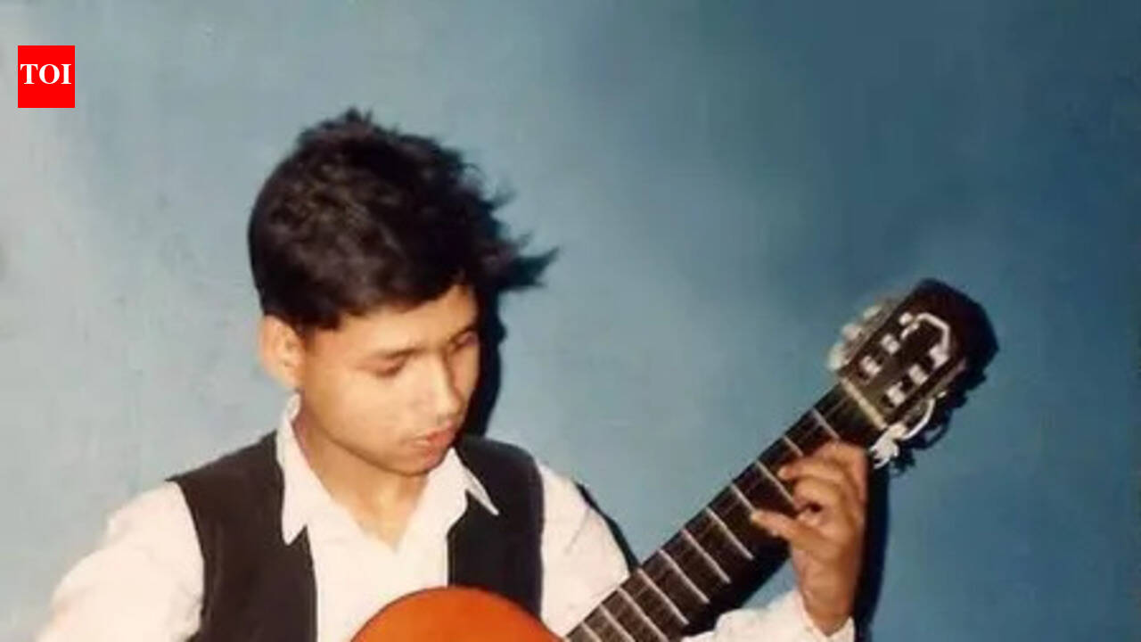 Kailash Kher shares throwback: singer shares a glimpse from his musical journey; calls it, ‘Low-key vibes, high-key soul’