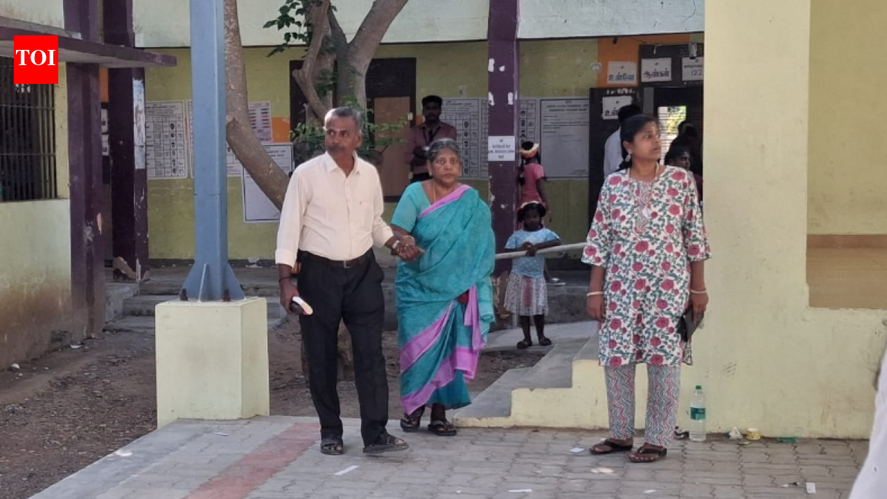 Wheelchair crunch at polling stations irks voters in Thiruporur