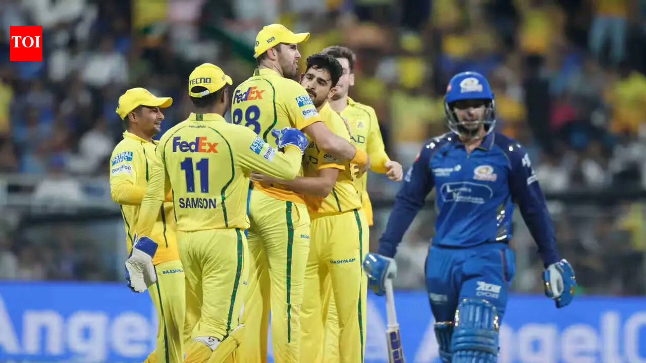 IPL Live: MI lose De Kock, Dhir, Malewar cheaply vs CSK