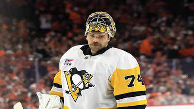 Pittsburgh Penguins goaltender Stuart Skinner faces uncertain future amid team’s NHL playoff struggles and trade rumors
