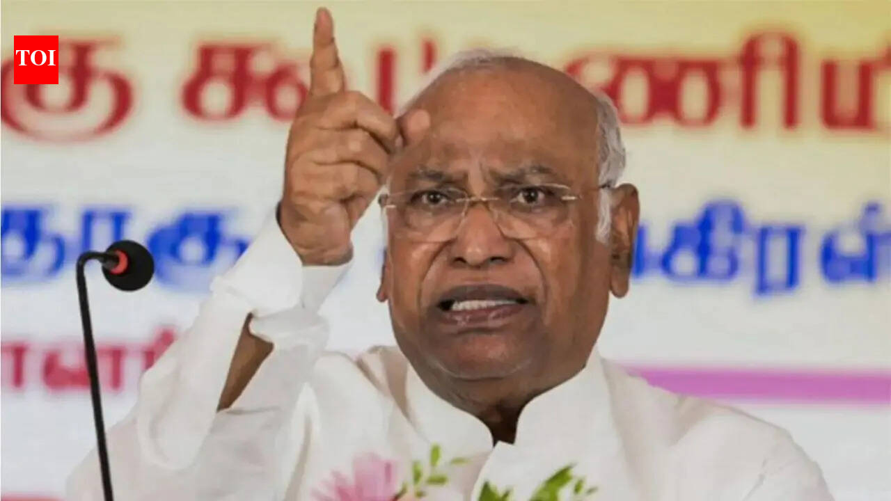 'Modi ji what are you scared of?': Kharge targets PM over Trump's 'hellhole' remark