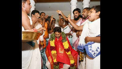 2 TTD contract priests face action as video of Jagan meet triggers row