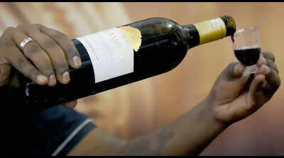 Karnataka govt committee recommends online sale of liquor