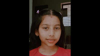 Thrown off a bus, lifted by resolve: Chadmika scores 100% on accident day