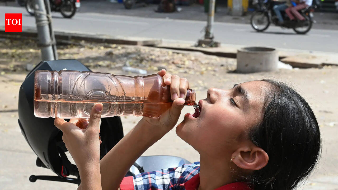 Providing safe drinking water top priority: Govt