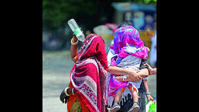 Delhi sees its hottest day of the year, heatwave warning for today and tomorrow