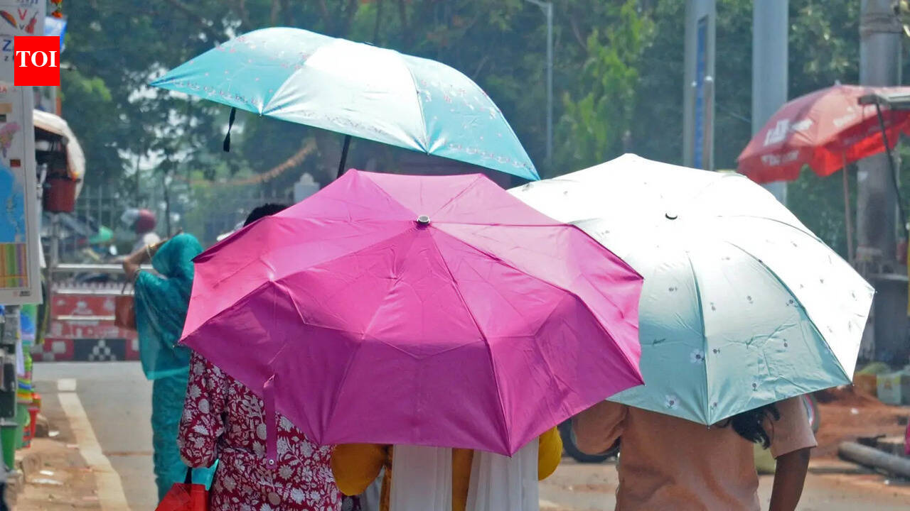 Jharsuguda, Talcher sizzle at 44°C; Bhubaneswar sweats at 42.1