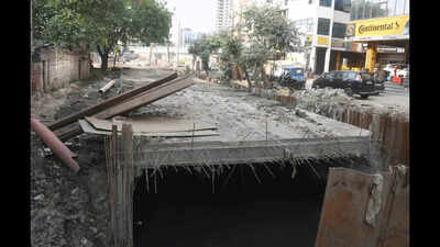 Work on 4-lane road over drain gathers pace in city