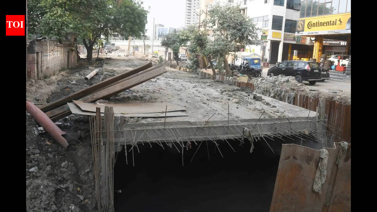 Work on 4-lane road over drain gathers pace in city