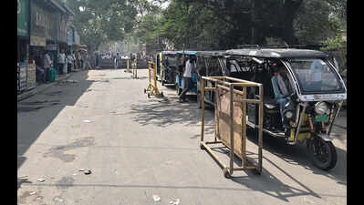 Pick-and-drop e-rickshaw lane trial starts at Agrasen Chowk in Gurgaon, to help cut gridlocks