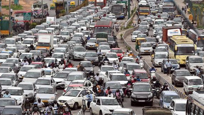 Bengaluru traffic mess: Nitin Gadkari promised to repair Hosur Road by April-end, says Biocon chief Kiran Mazumdar-Shaw