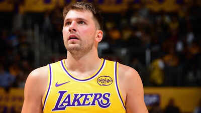 Luka Doncic injury update: What's the status of Lakers star's return timeline ahead of Game 3?
